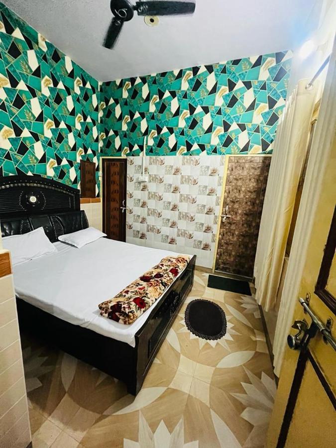 Maa Gauri Paying Guest House 바라나시 외부 사진