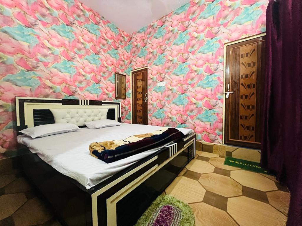 Maa Gauri Paying Guest House 바라나시 외부 사진